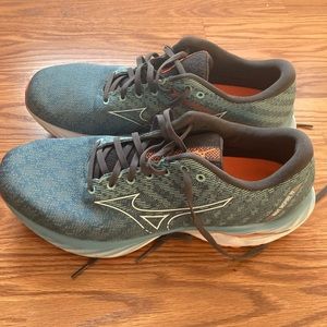 MENS Mizuno Wave Inspire 19 Running Shoes